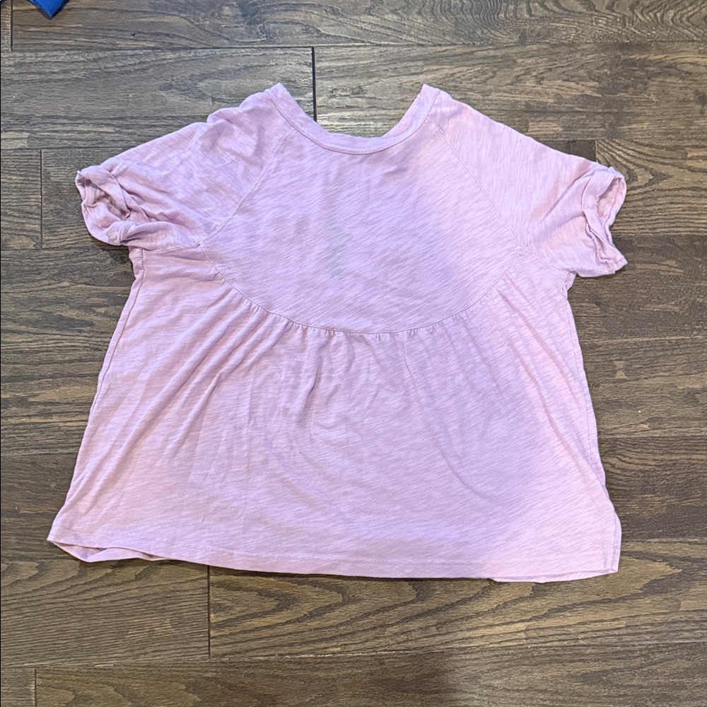 American Eagle Outfitters Lavender Tee